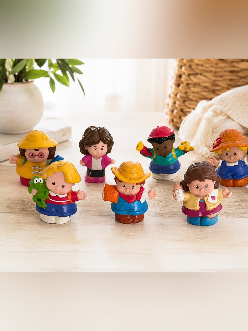 Vintage Fisher Price Little People Lot 7 Eddie Frog Sarah Lynn Farmer Michael